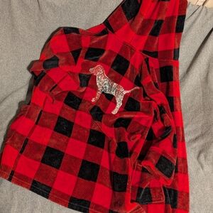 Victoria's Secret Bling Red and Black Plaid Robw
